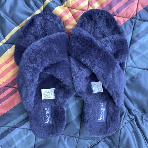 Koolaburra Faux Fur Slippers - Picture 1 of 2